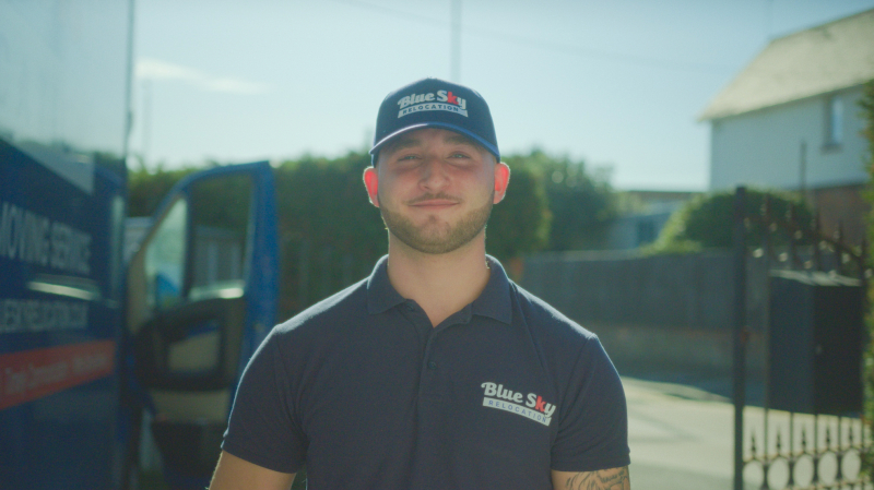 The BlueSky Relocation moving team on the job in Wendover local, the South East on moving day